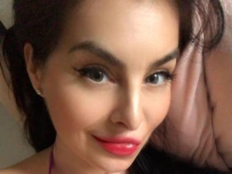 LovelyBellaa