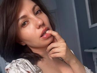 KamilaXHot