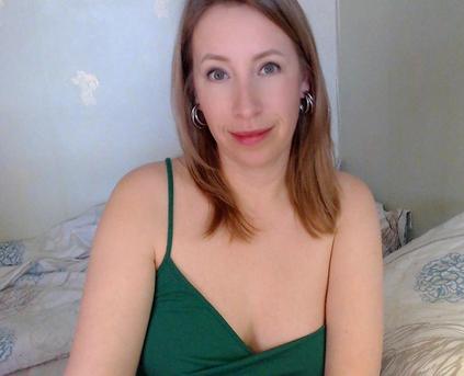 Girl Alone - sandy1v