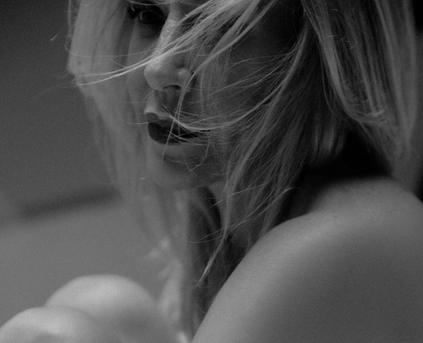 Girl Alone - Alessandra933