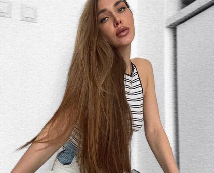 Friends & Romance - Longhairedbeauty