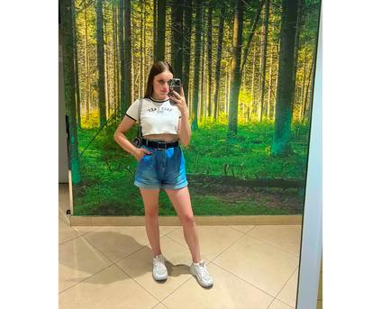 Friends & Romance - Snake_Lori