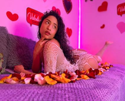 Girl Alone - MarillynMorganx