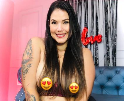 Girl Alone - SimoneCallen