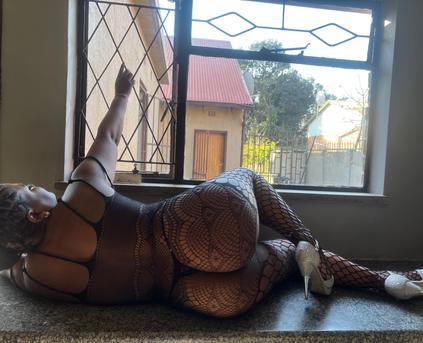 Shy Girl Alone - YumyCandyAerolas