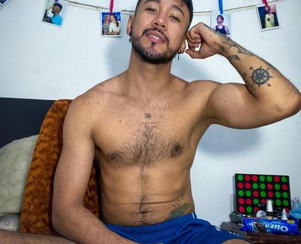 Guy Alone (Gay) - dereck_karter