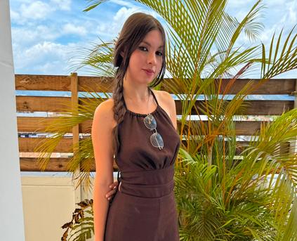 Girl Alone - Salome_Diaz