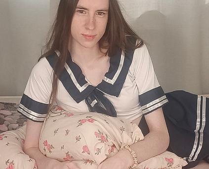Girl Alone - Funny_Magniy