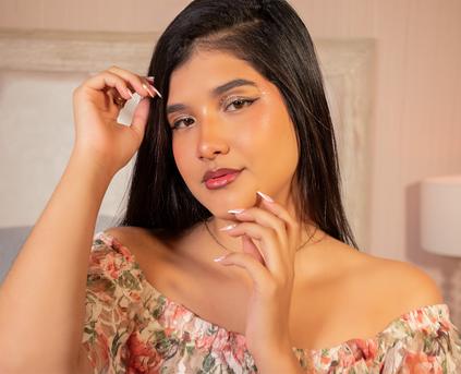 Girl Alone - PaulinVega