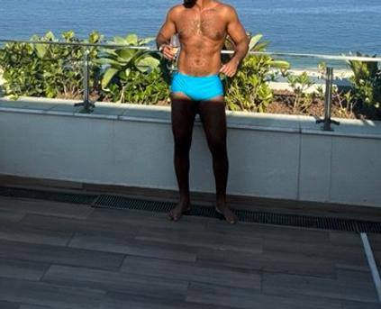 Guy Alone (Gay) - SmellOfMale_