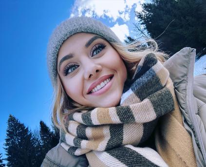 Girl Alone - FlawlessEve