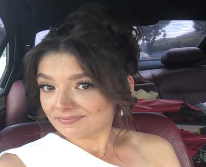 Girl Alone - AryAnnaHotSweet