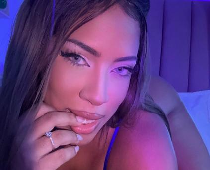 Girl Alone - AlisonFierse