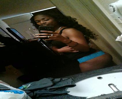 Girl Alone - PrincessMiilan