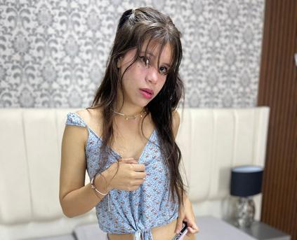 Girl Alone - NicoleRamires1