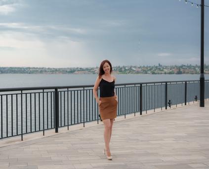 Shy Girl Alone - JuicyBuns