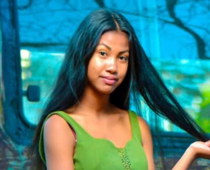 Girl Alone - JihanneHype