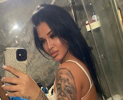 Girl Alone - SelenaNextOn