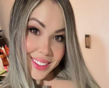 Girl Alone - VictoriaLaurentt