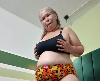 Girl Alone - GirlAmada346