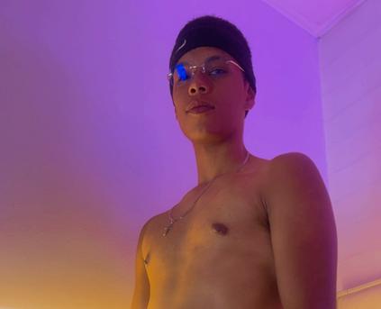 Guy Alone (Straight) - JordanKiing69