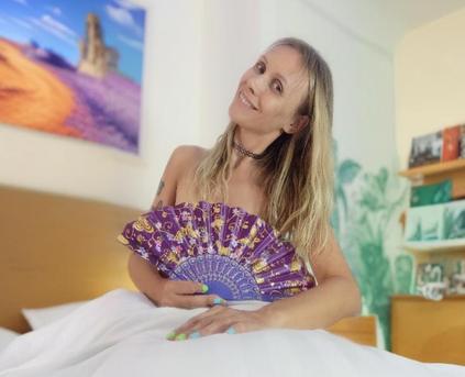 Girl Alone - EmieFlower