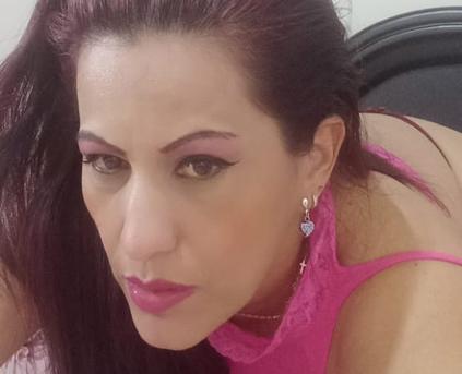 Girl Alone - melissaDelicius