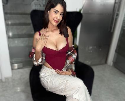 Girl Alone - Belinda_Finch