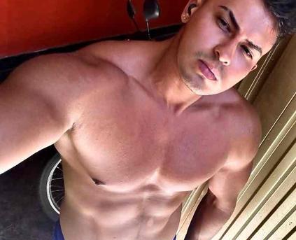 Guy Alone (Gay) - eroz94