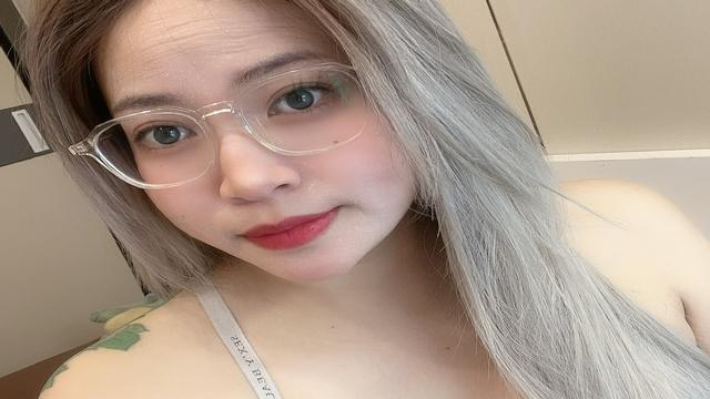 miumiu6162, en vivo ahora en ImLive