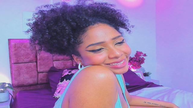 megan_wlliams, live now on ImLive